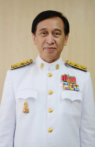 รศ.ดร.วินัย  ดะห์ลัน 