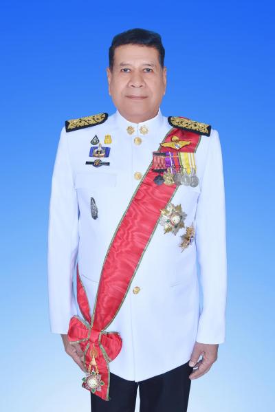 แสดงความยินดีกับ พลตำรวจตรีสุรินทร์ ปาลาเร่ เลขาธิการคณะกรรมการกลางอิสลามแห่งประเทศไทย