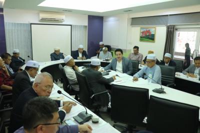 ประชุม กอท. (สัญจร) ครั้งที่ 4/2561 ณ ห้องประชุมมัสยิดบ้านเหนือ