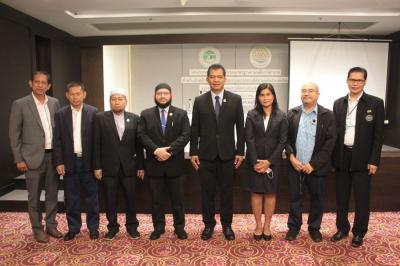 โครงการอบรมผู้ตรวจรับรองมาตรฐานตามหลักการฮาลาล การพัฒนาศักยภาพให้กับผู้ตรวจประเมินรับรองมาตรฐานตามหลักการศาสนาอิสลาม 
