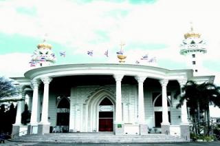 มัสยิดเราะห์ม่าตุ้ลอิสลาม  (สวนหลวง ร.9)